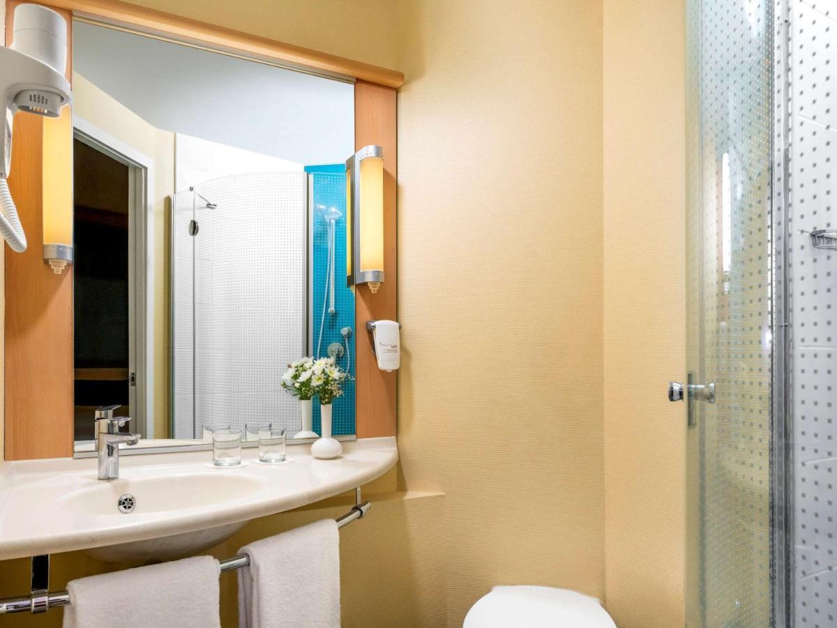 Ibis Adana