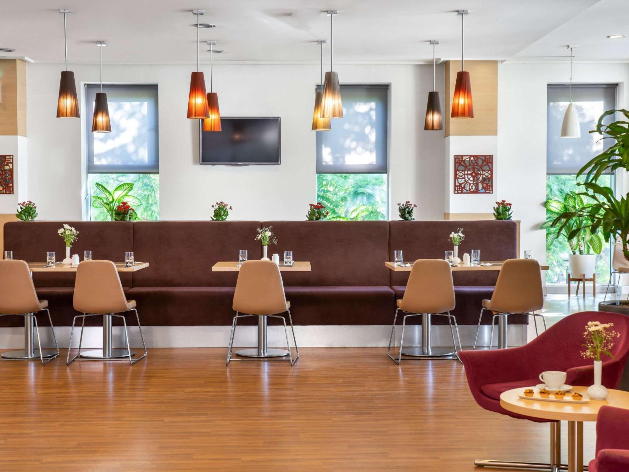 Отель Ibis 3*