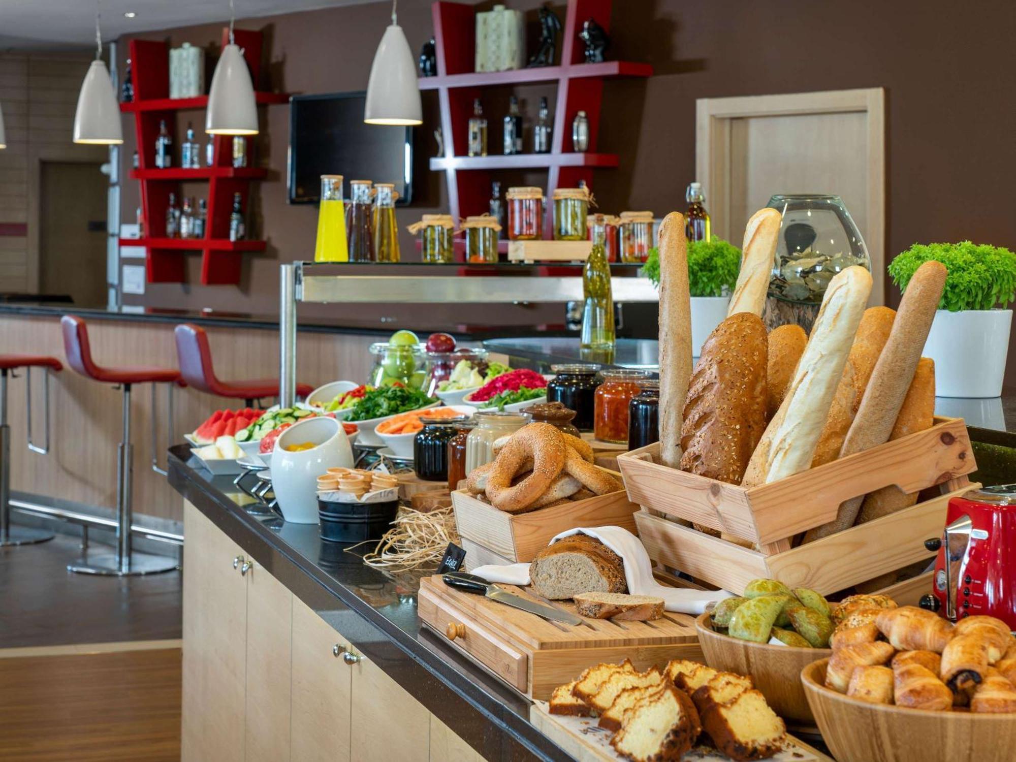 Ibis 3* Adana