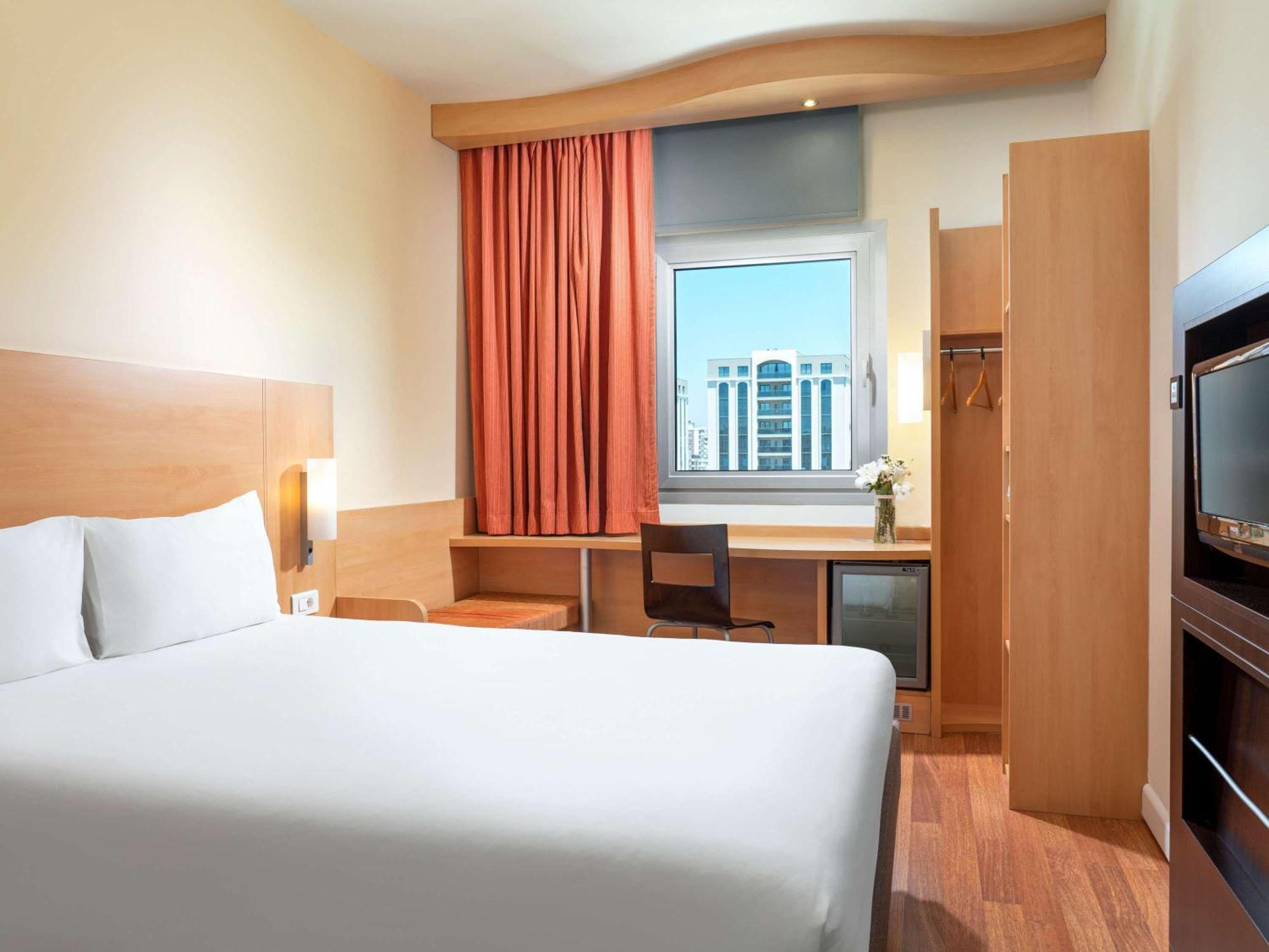 Ibis Отель Адана